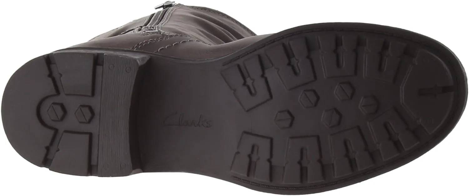 Clarks Artisan Mansi Juniper Women's Leather Boots (26102787), Grey, Size 6M (US)