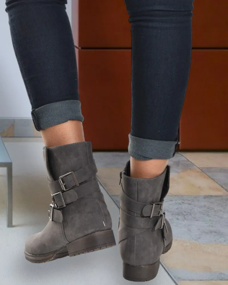Vaida Grey Boots